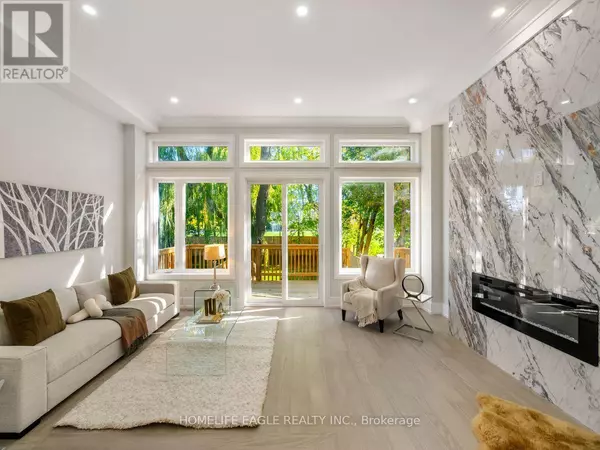 Toronto (birchcliffe-cliffside), ON M1N2L2,15 MALTA STREET