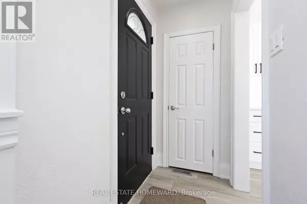 Toronto (clairlea-birchmount), ON M1L2Z9,2 Harris Park DR #Main