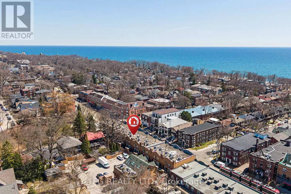 Toronto (the Beaches), ON M4E2X6,120 Glen Manor DR #7