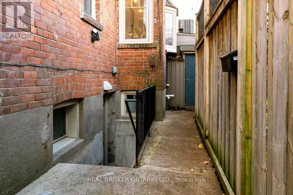 Toronto (playter Estates-danforth), ON M4K2Y1,117 Jackman AVE #Basement