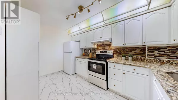 Toronto (agincourt South-malvern West), ON M1S5B3,4727 Sheppard AVE East #611