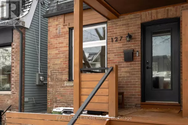 Toronto (north Riverdale), ON M4K1C8,127 WITHROW AVENUE