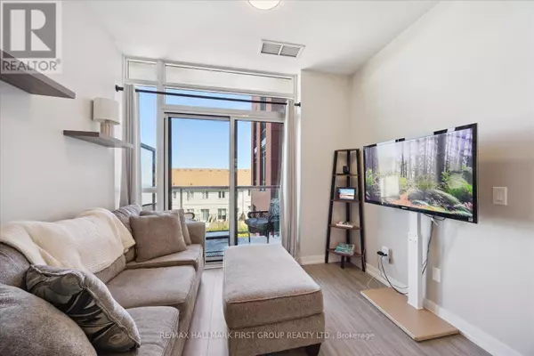 Whitby (pringle Creek), ON L1N2K2,1010 Dundas ST East #302