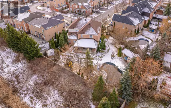 56 PEACOCK CRESCENT, Ajax (northwest Ajax), ON L1T0C5