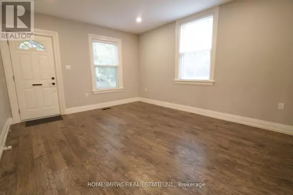 Clarington (bowmanville), ON L1C2Y2,49 CENTRE STREET