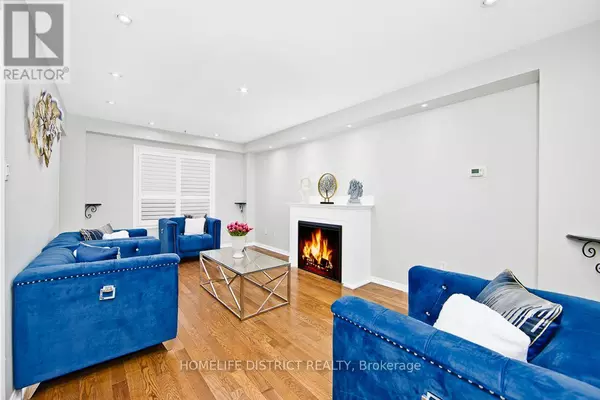 Clarington (bowmanville), ON L1C5E7,50 WELDRICK CRESCENT