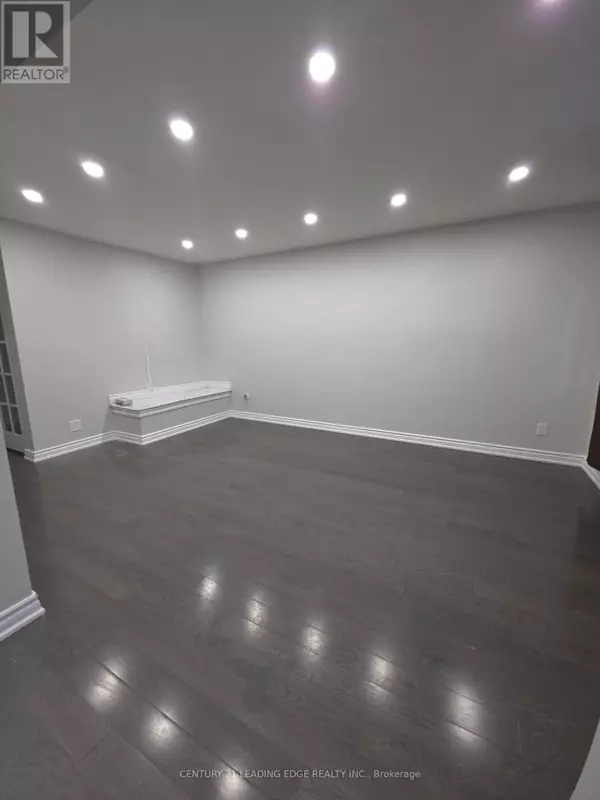 Toronto (woburn), ON M1H1T8,163 PAINTED POST DRIVE