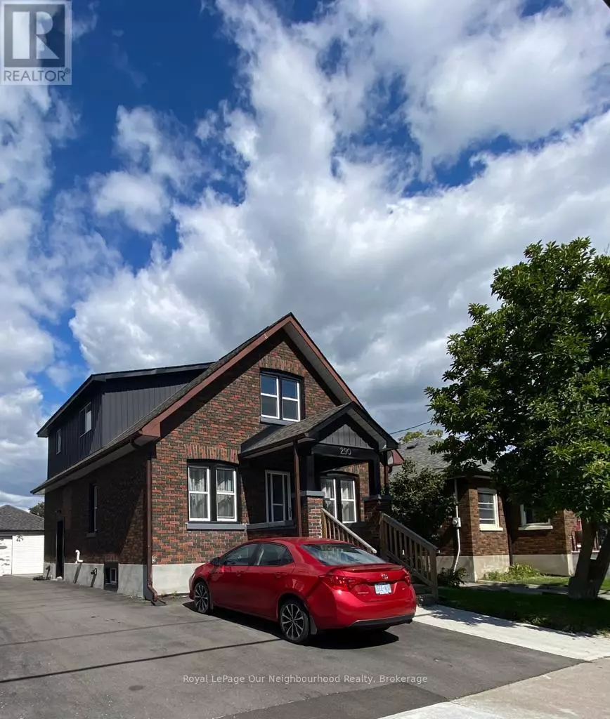 Oshawa (central), ON L1H2B7,UNIT 1 (MAIN) - 290 EULALIE AVENUE