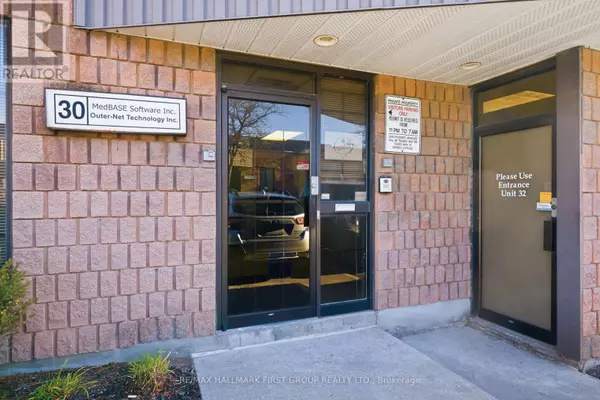 Pickering (brock Industrial), ON L1W3E6,1730 McPherson CT #30