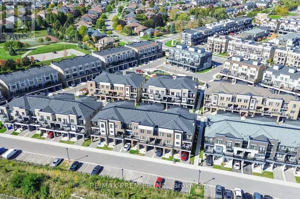 Clarington (bowmanville), ON L1C7E8,38 KING WILLIAM WAY