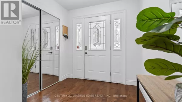 Whitby (lynde Creek), ON L1N5M3,69 CALAIS STREET