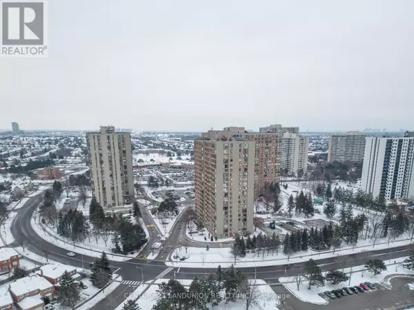 Toronto (steeles), ON M1W3V4,55 Bamburgh CIR #1209