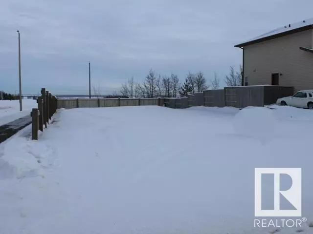 1 Beaverhill View CR, Tofield, AB T0B4J0