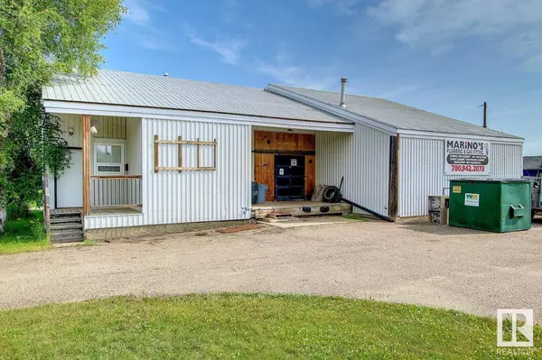 Redwater, AB T0A2W0,4807 52 ST