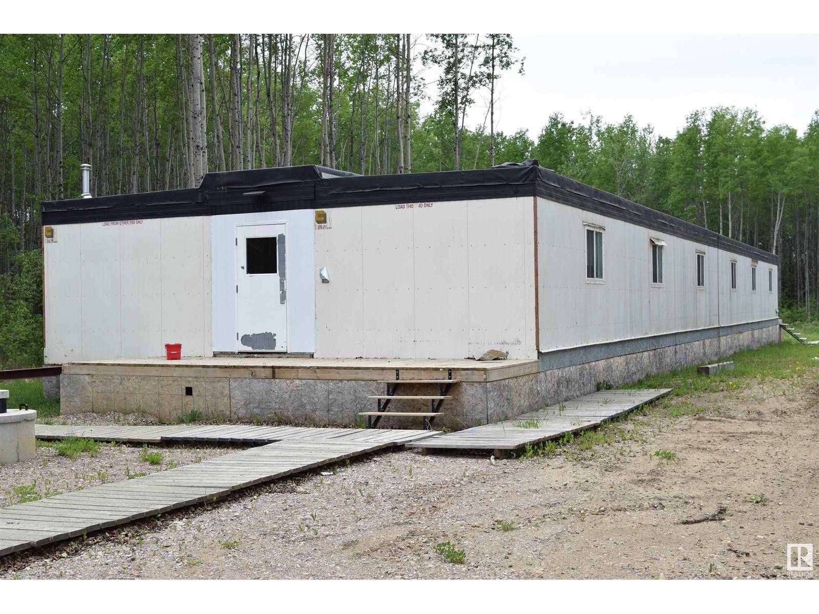 Red Earth Creek, AB T0G1X0,455 Industrial DR N