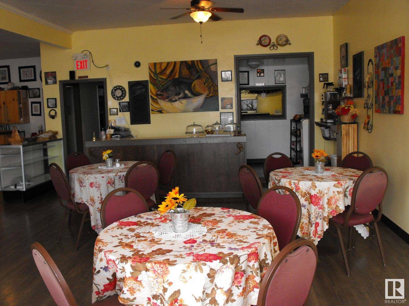 Derwent, AB T0B4K0,18 Centre ST