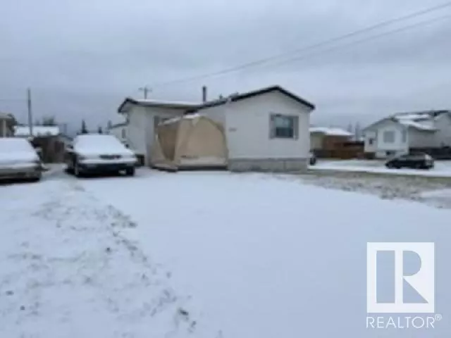 Clairmont, AB T0H0W6,9713 102 AV