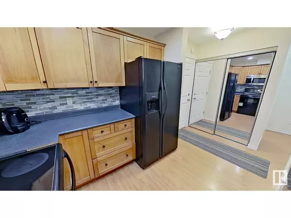 Edmonton, AB T5N4R9,#119 12110 106 AV NW NW