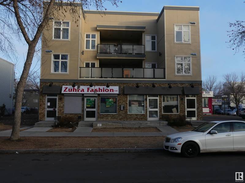 10707 103 ST NW NW, Edmonton, AB T5H2V7