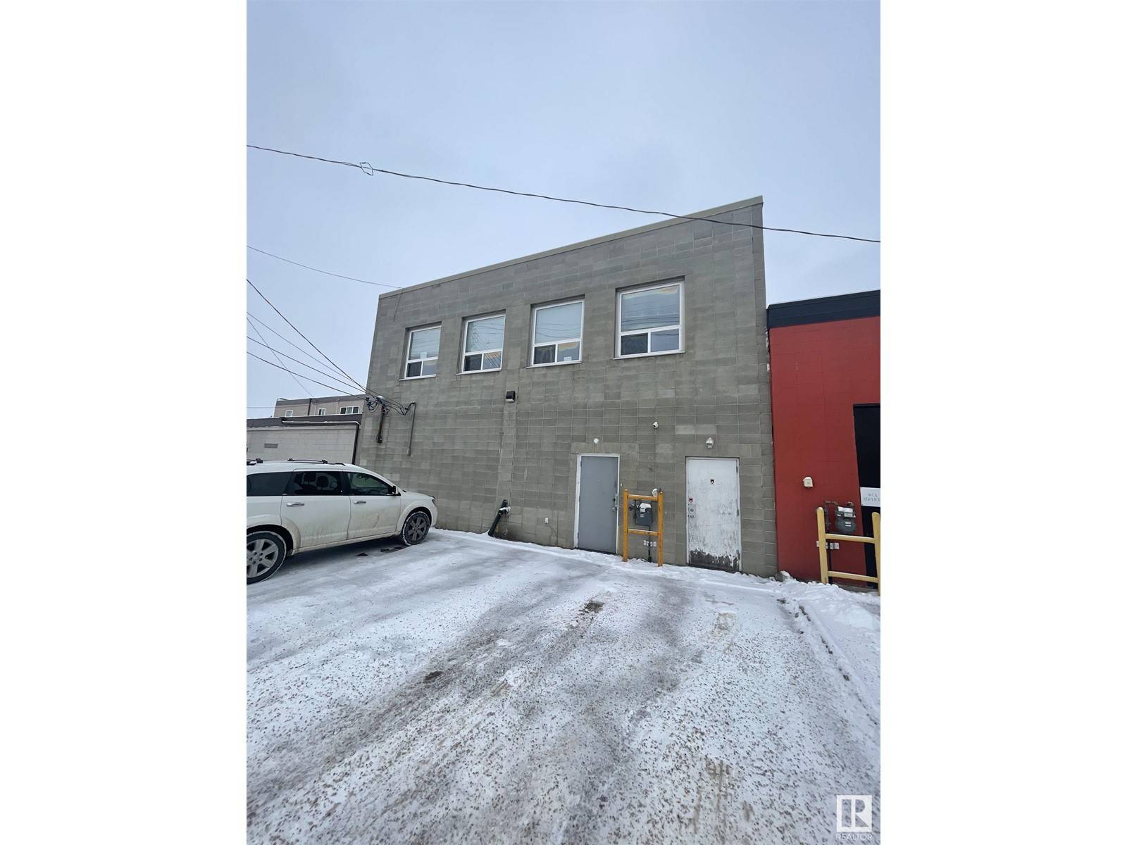 Fort Saskatchewan, AB T8L1Y9,10307 100 AV