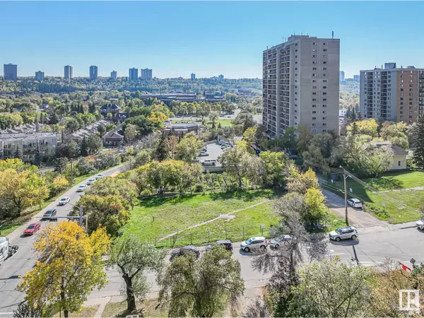 9850 Bellamy Hill NW, Edmonton, AB T5K2M3