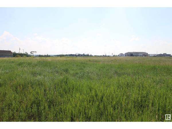 Westlock, AB T7P2P4,11360 100 ST