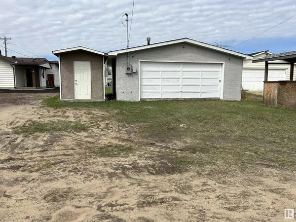 4807 46 ST, Redwater, AB T0A2W0