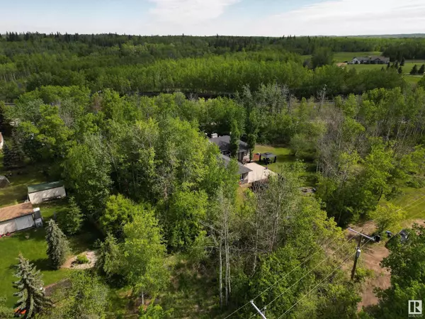 20575 Wye Road, Rural Strathcona County, AB T8G1H1