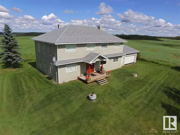 Rural Lac Ste. Anne County, AB T0E1A0,57203 RGE RD 44