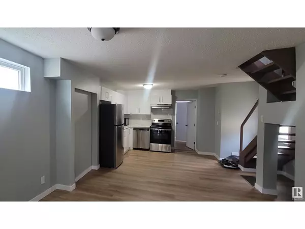 Edmonton, AB T5B2K9,11836 79 ST NW