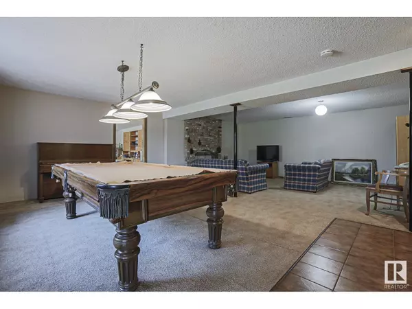 Rural Strathcona County, AB T8G1G1,51245 RGE RD 210