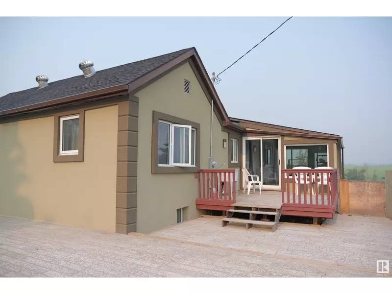 57013 RGE RD 70, Rural Lac Ste. Anne County, AB T0E2A0