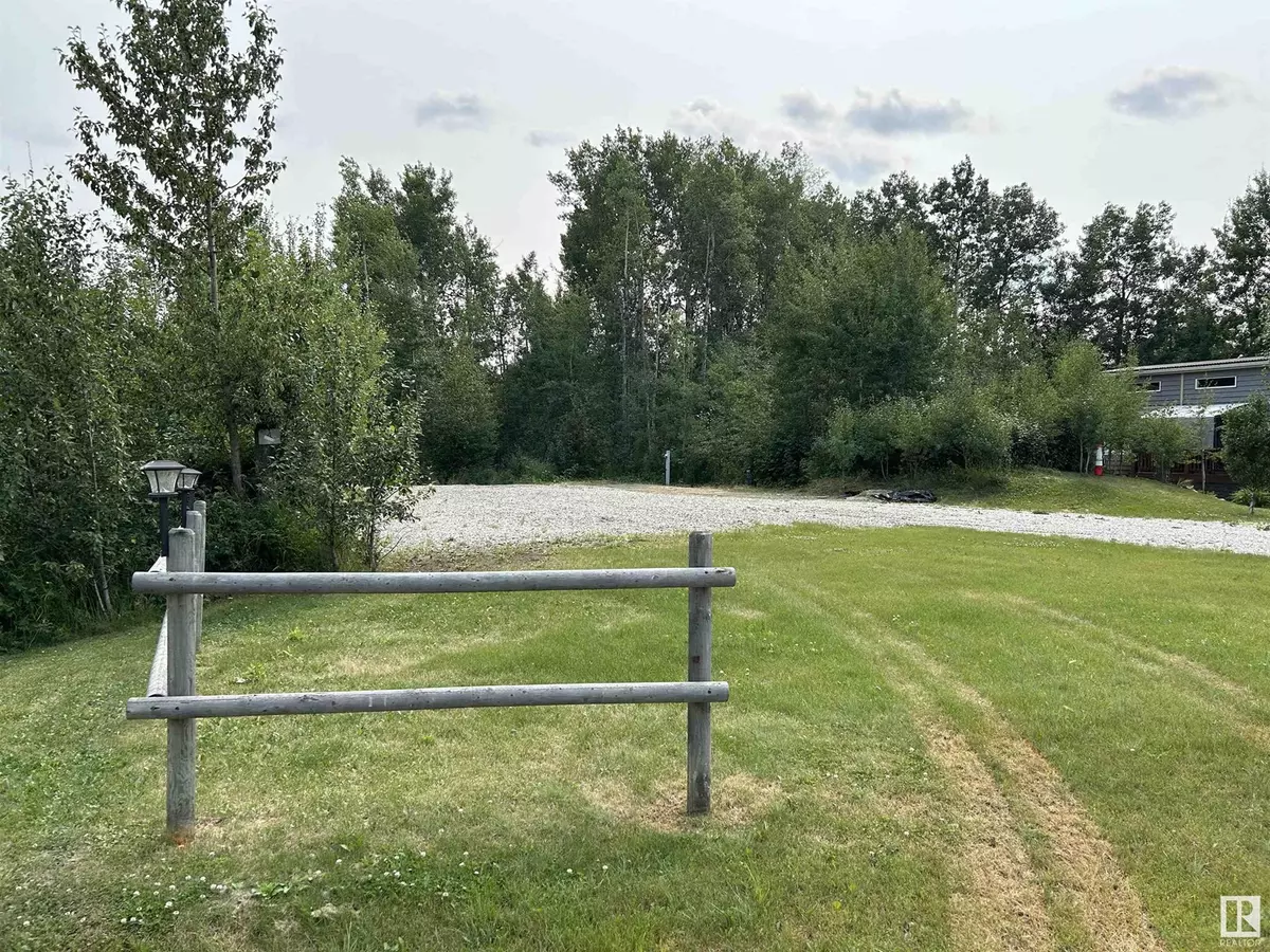 Rural Lac Ste. Anne County, AB T0E0L0,#4 Tamarack Trail