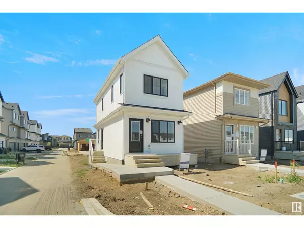 Edmonton, AB T6M3B2,2716 193 ST NW