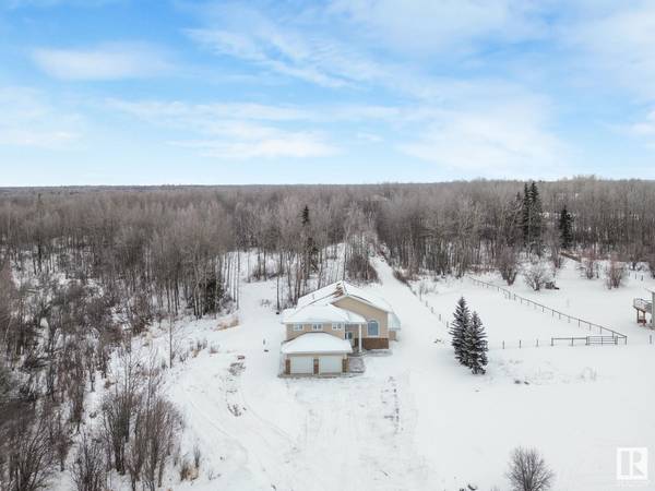 54013 RGE RD 30, Rural Lac Ste. Anne County, AB T0E1V3