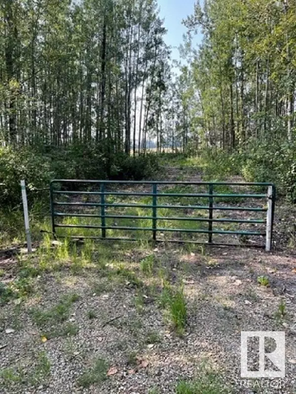 Rural Lac Ste. Anne County, AB T0E0E0,LOT 9 54426 RGE RD 40