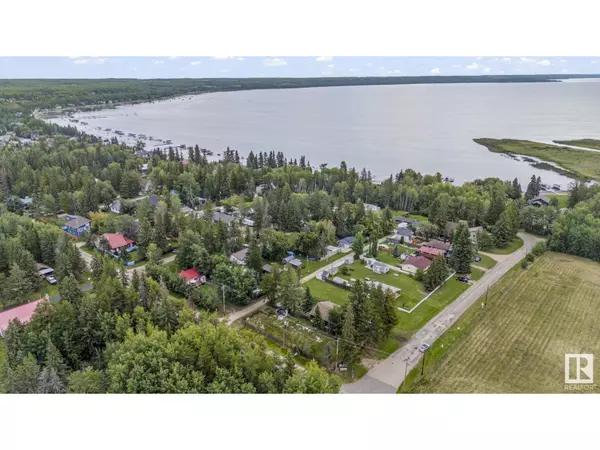 Rural Parkland County, AB T0E2B0,156 10 ST