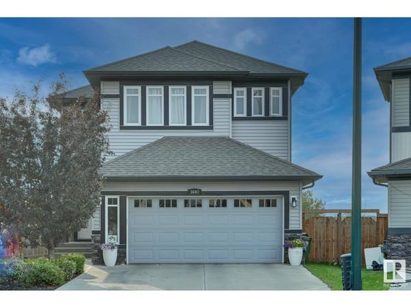 3647 8 ST NW, Edmonton, AB T6T0S4