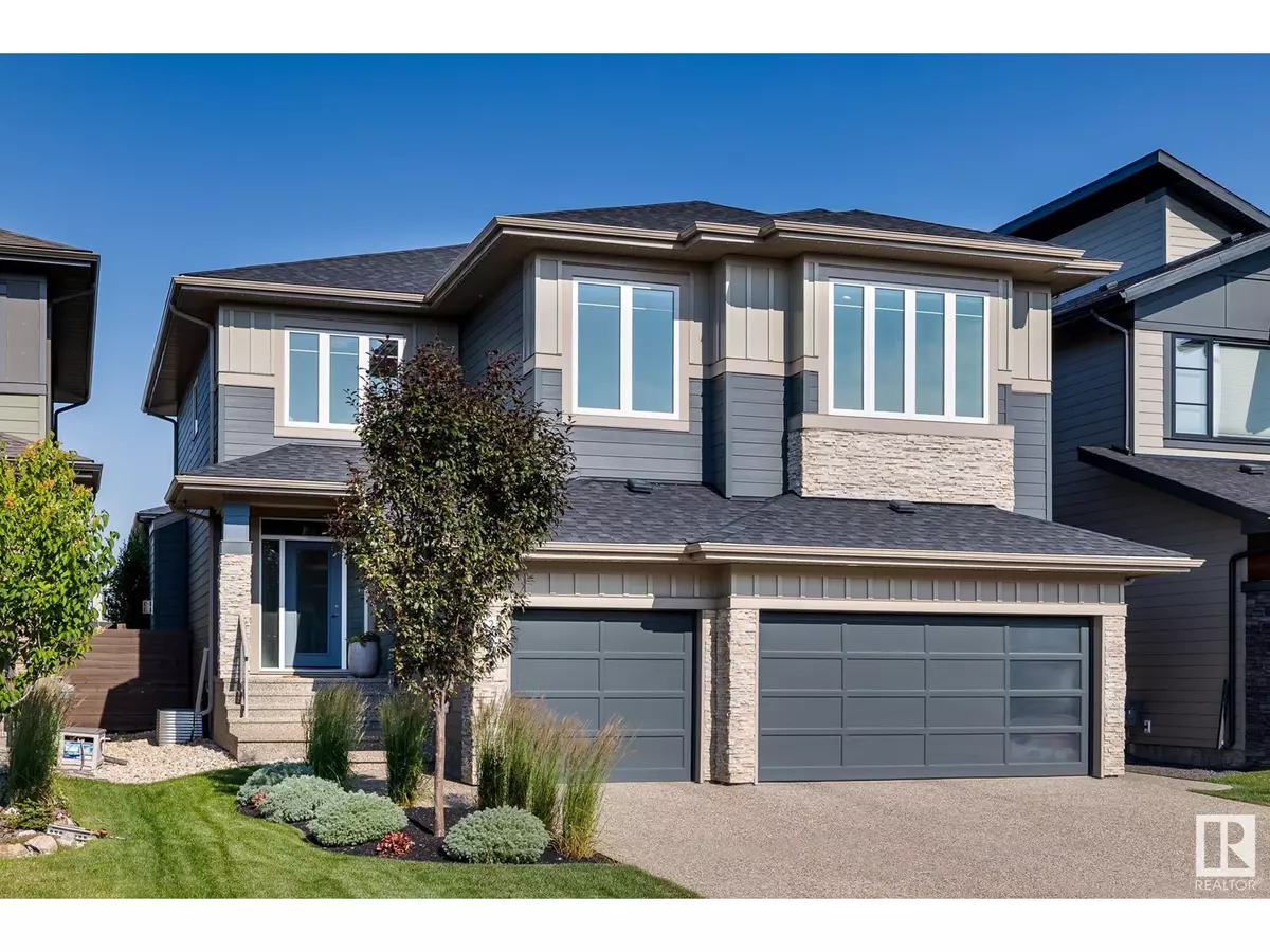 Edmonton, AB T6W3R9,2252 KELLY CR SW