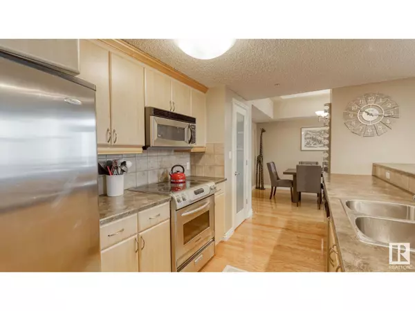 Edmonton, AB T5H3S8,#1401 9020 JASPER AV NW