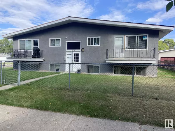 11839 45 ST NW, Edmonton, AB T5W2T3