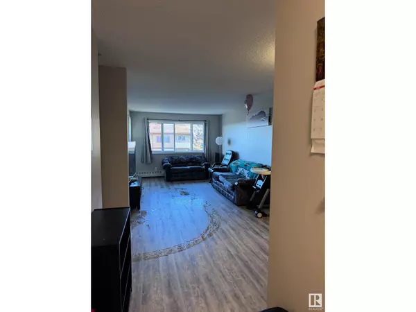 Edmonton, AB T5Y2G4,#408 14808 26 ST NW