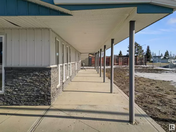 Drayton Valley, AB T7A1A0,5424 53 Ave (Lot 8)