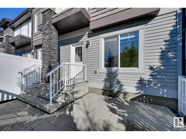 Edmonton, AB T6T1A6,#25 2215 24 ST NW