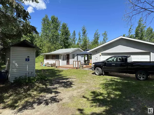 Rural Lac Ste. Anne County, AB T0E0L0,2 4418 HWY 633