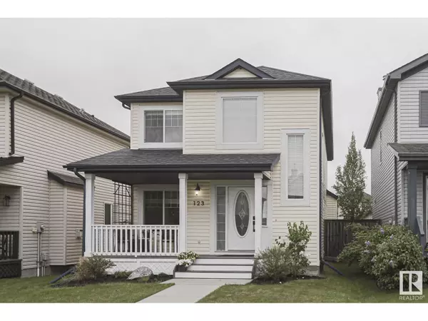 123 Summerfield PT NW, Sherwood Park, AB T8H2P6