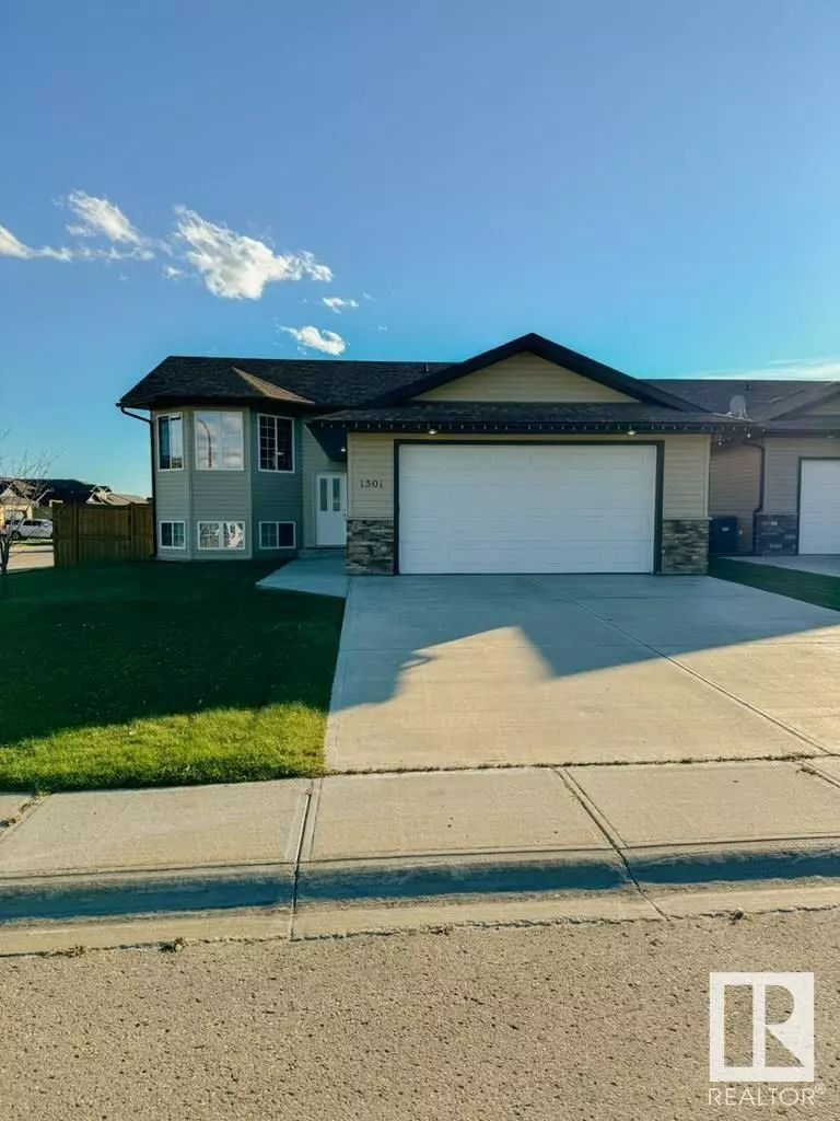 Cold Lake, AB T9M2E1,1501-13A AVE AV