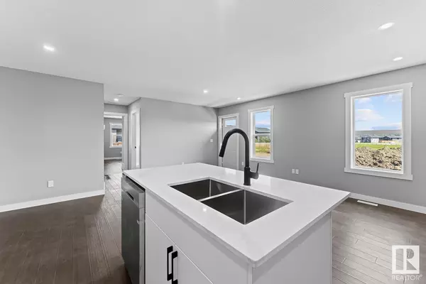 Cold Lake, AB T9M0L3,6825 B Tri City WY