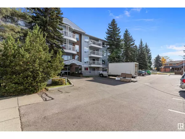 Edmonton, AB T5X5W7,#401 15503 106 ST NW