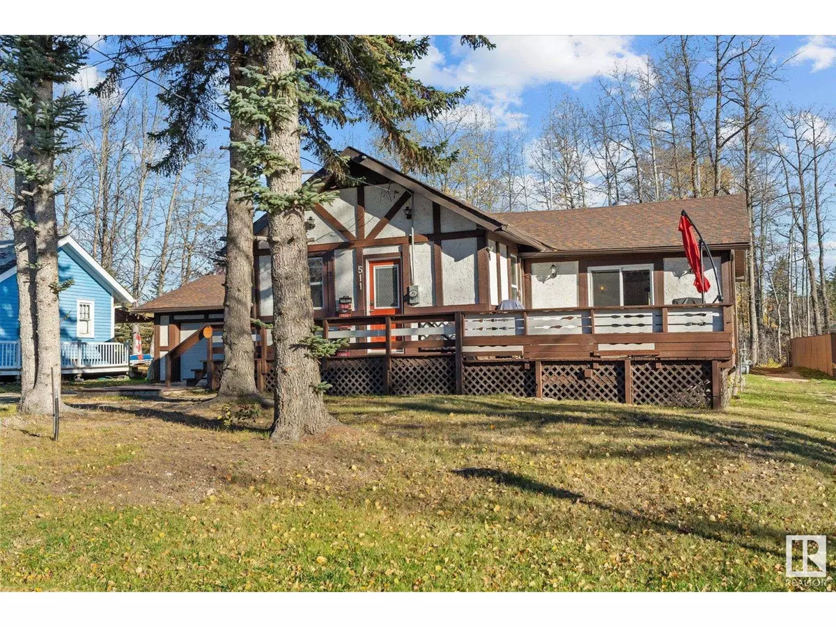 Rural Lac Ste. Anne County, AB T0E1A0,511 5th Street